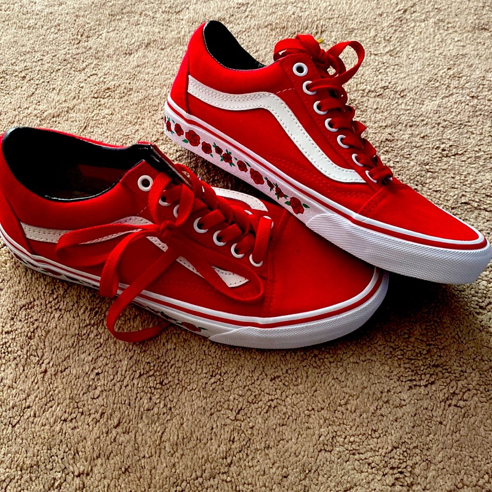 Vans rose red